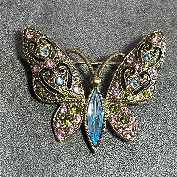 Vintage Rhinestone Butterfly Pin - Picture 10 of 14